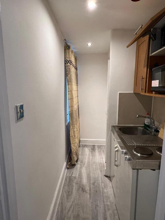 F4-Ground Floor Studio Fits 3 Near Paddington Apartment Londra Exterior foto