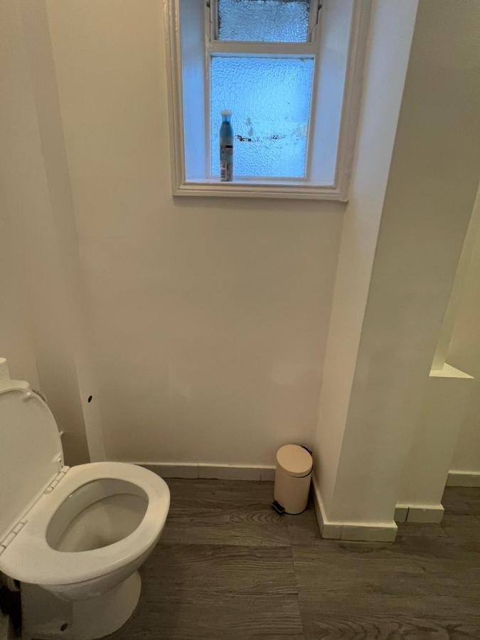 F4-Ground Floor Studio Fits 3 Near Paddington Apartment Londra Exterior foto